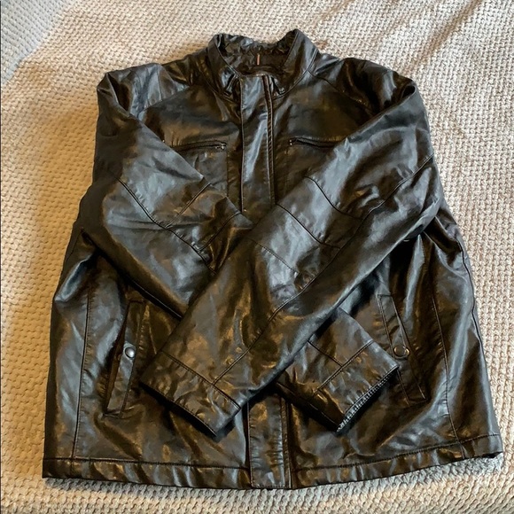 Faux leather Kenneth Cole jacket. - Picture 5 of 6